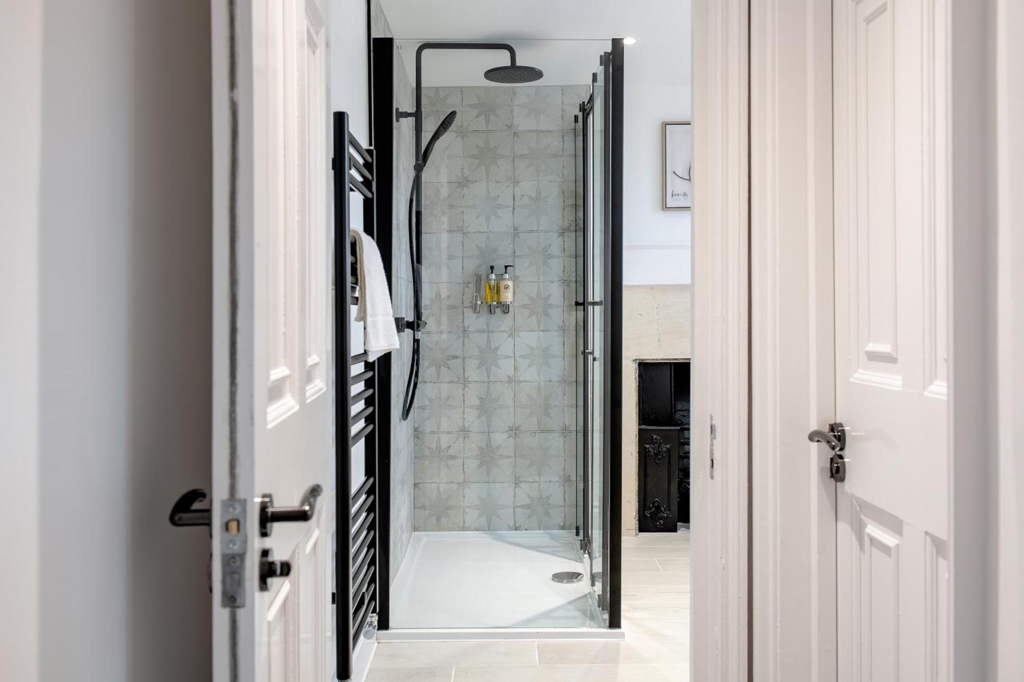 The Haze House - 4 Bed Townhouse Apartment Bath Exterior photo